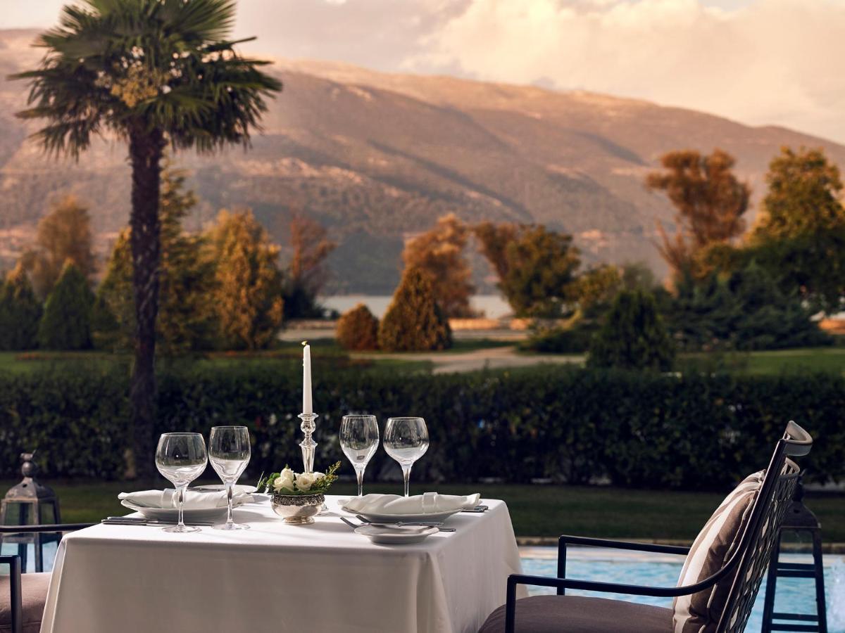 Hotel Du Lac Congress Center & Spa Ioannina Ngoại thất bức ảnh The view from the hotel
