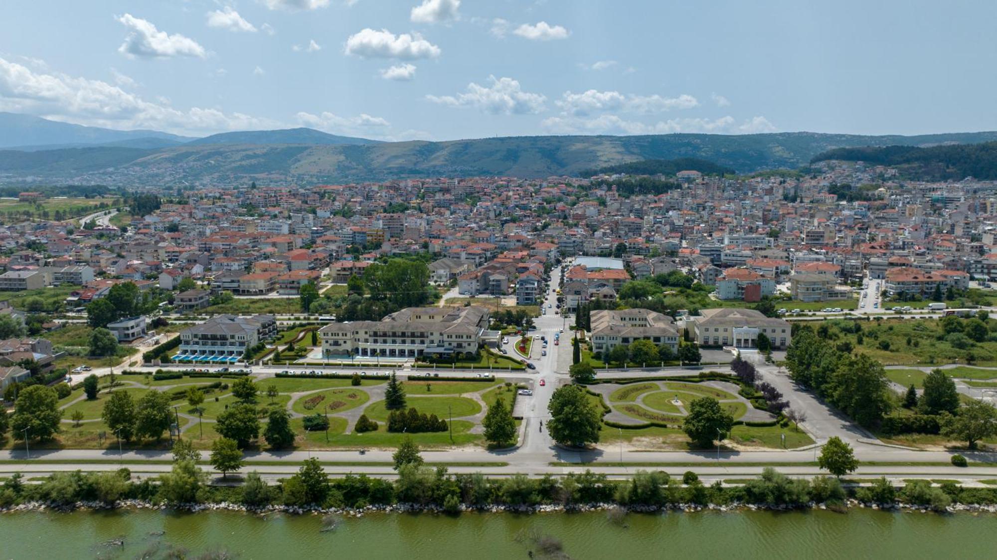 Hotel Du Lac Congress Center & Spa Ioannina Ngoại thất bức ảnh Aerial view